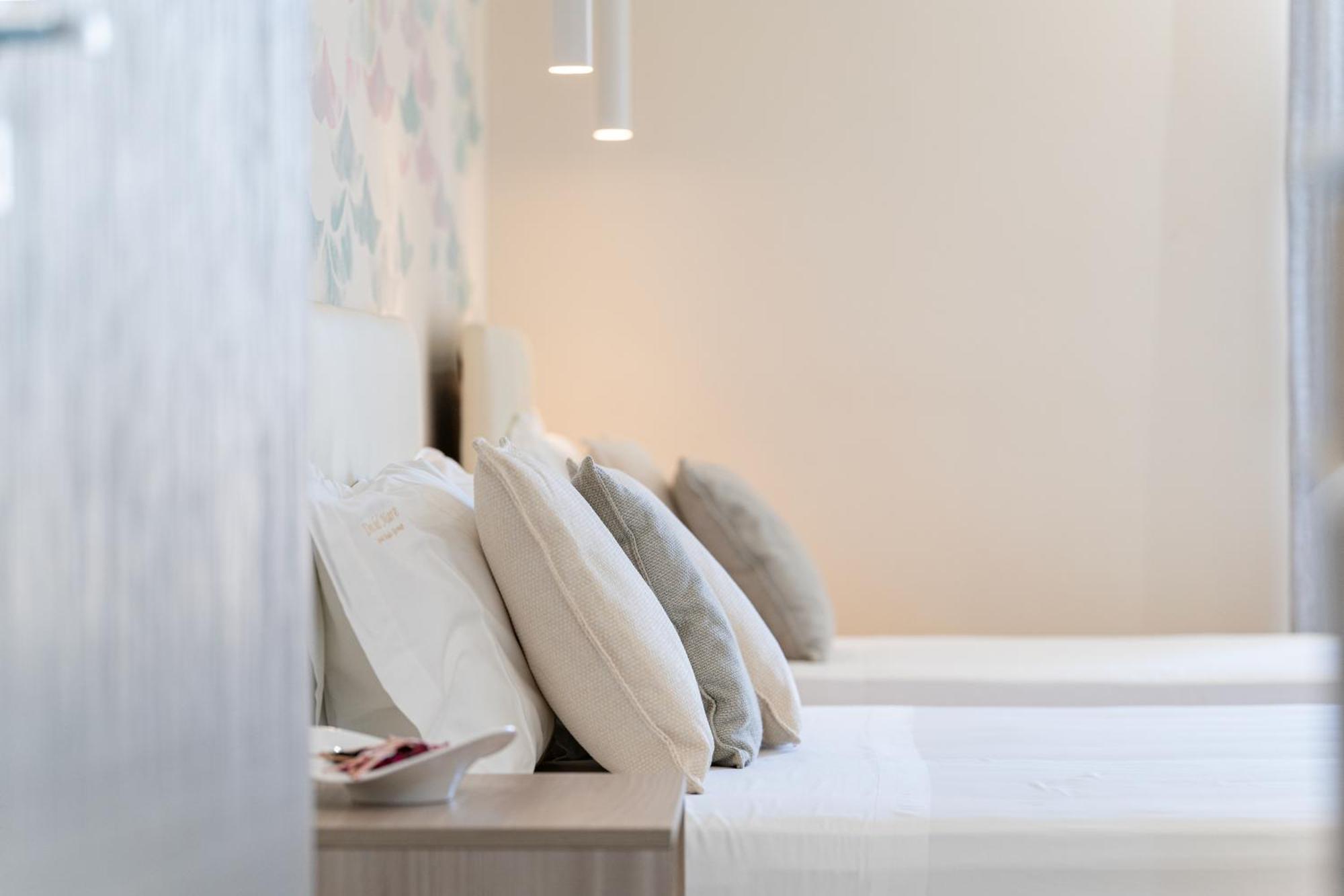 Bed and Breakfast Dei Del Mare Extra Luxury Gallipoli Exterior foto